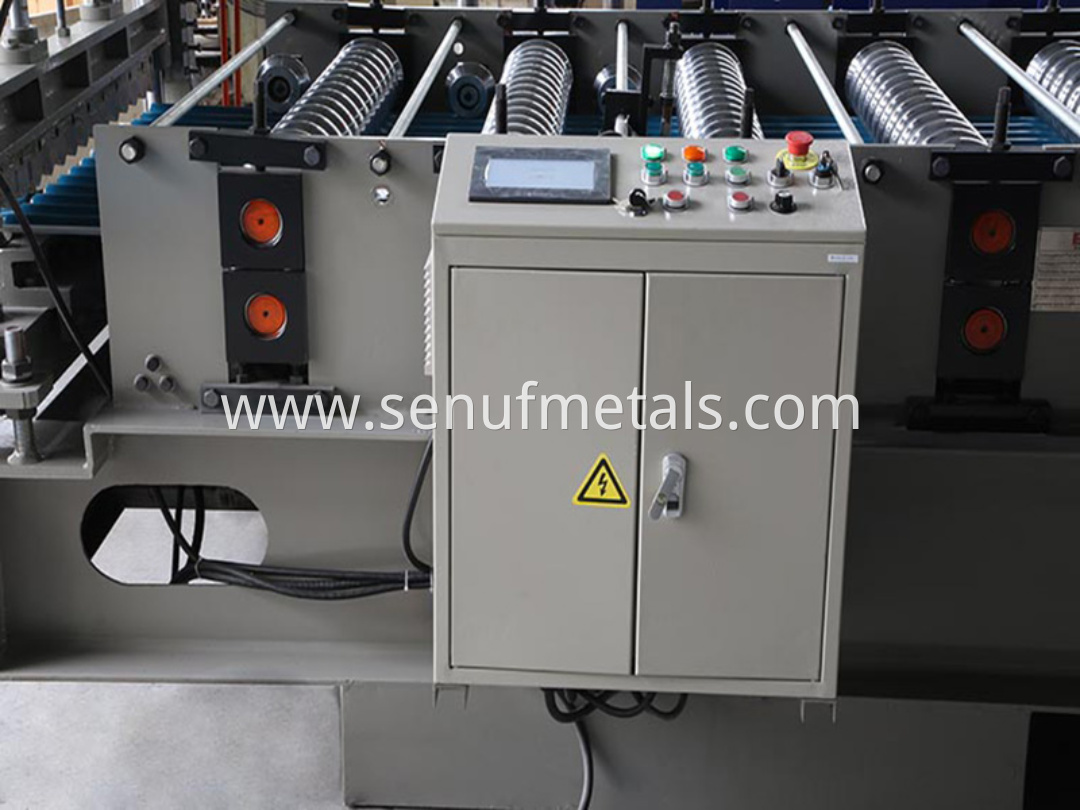 Corrugated forming machine PLC control system